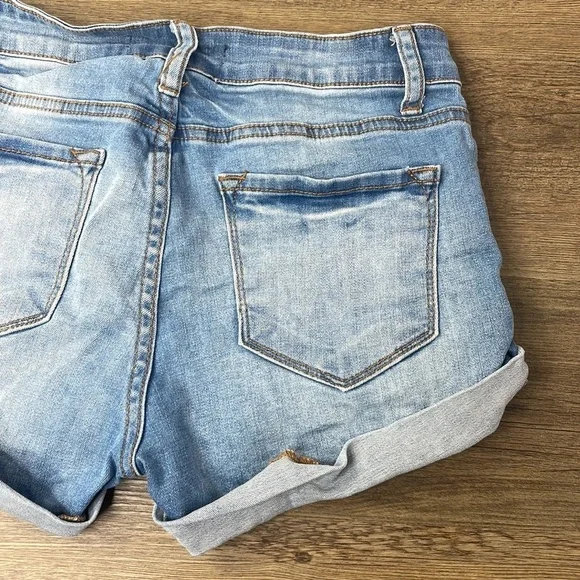 KanCan Women’s High Rise Cuffed Denim Jean Shorts, size 5/26 - Picture 8 of 9